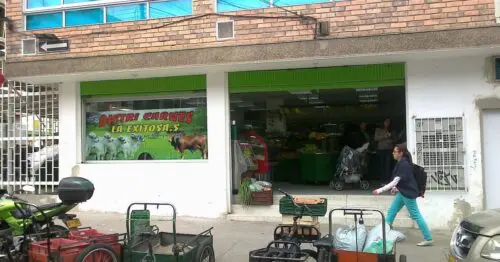 DISTRICARNES Y FRUVER LA EXITOSAS DISTRICARNES Y FRUVER LA EXITOSAS